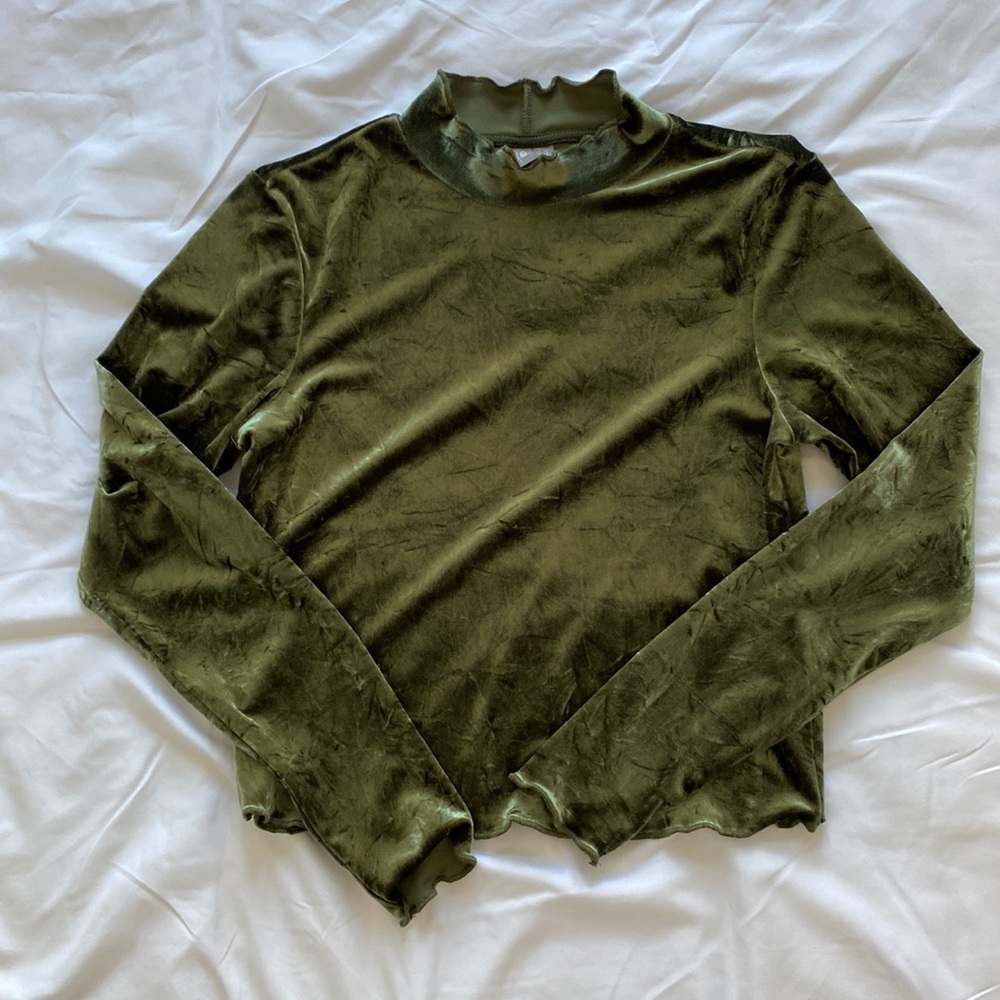 Velvet emerald top